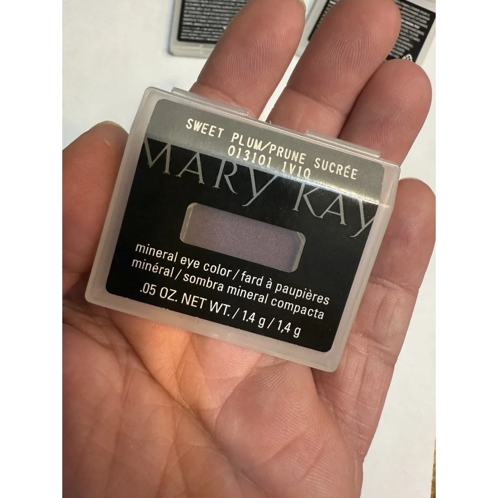Lot of 9 Mary Kay‎ Mineral Eye Color Eye Shadow .05 oz Brand New DISCONTINUED